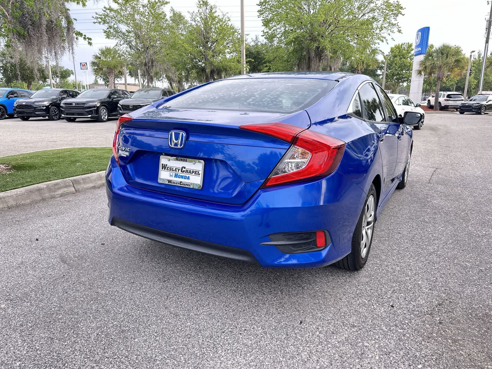 Thumbnail: 2017 Honda Civic - 6