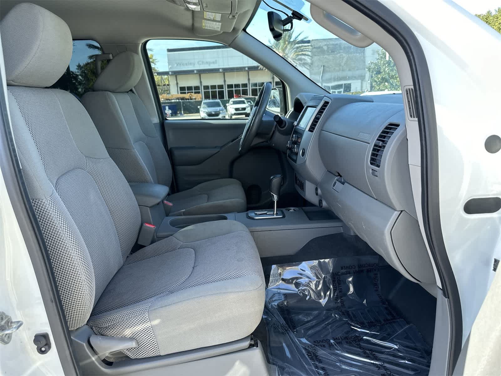 Thumbnail: 2021 Nissan Frontier - 17