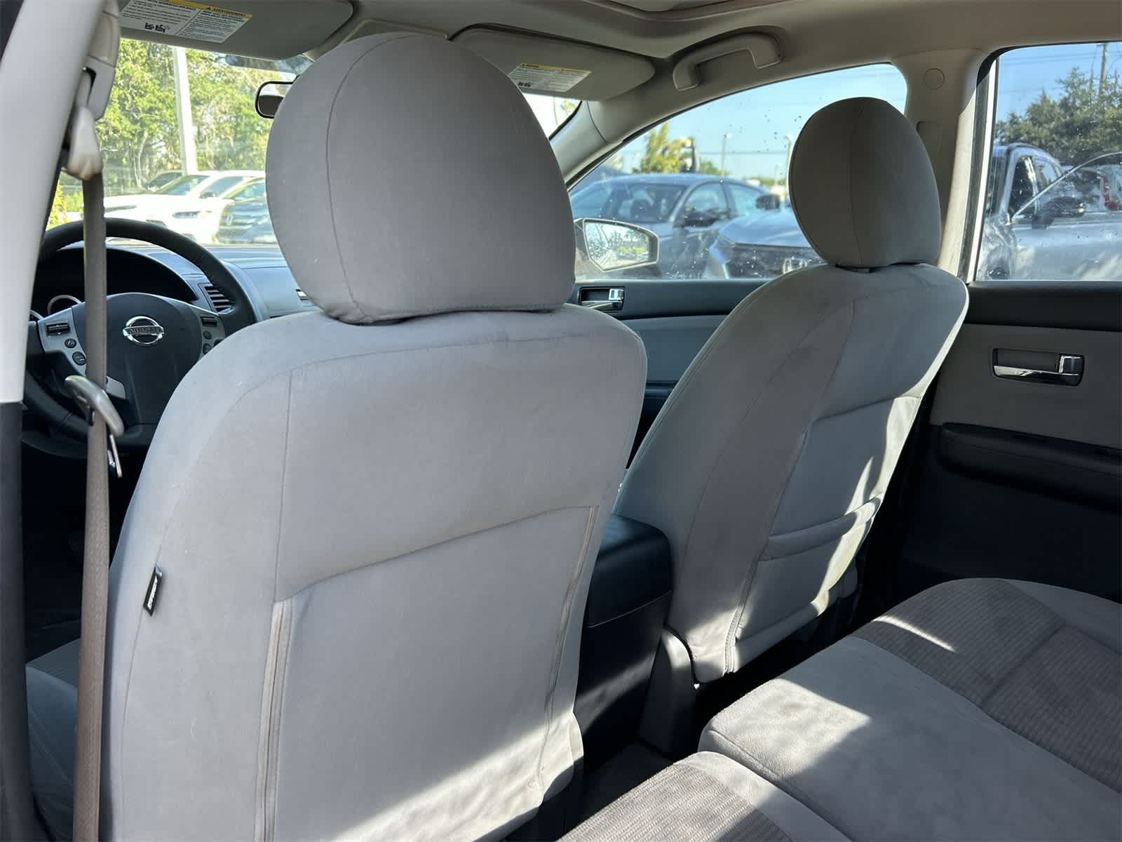 Thumbnail: 2012 Nissan Sentra - 14