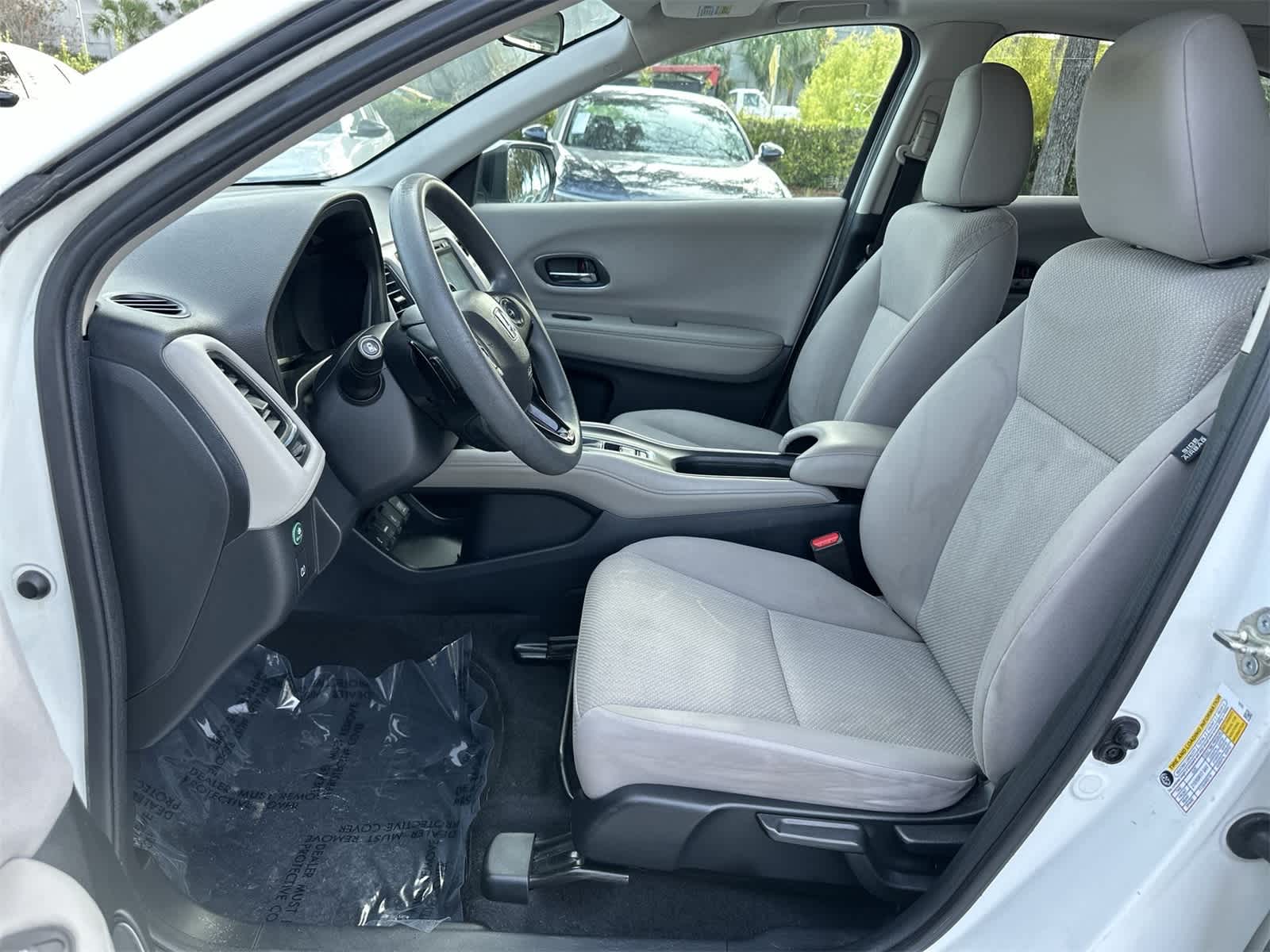 Thumbnail: 2017 Honda HR-V - 13