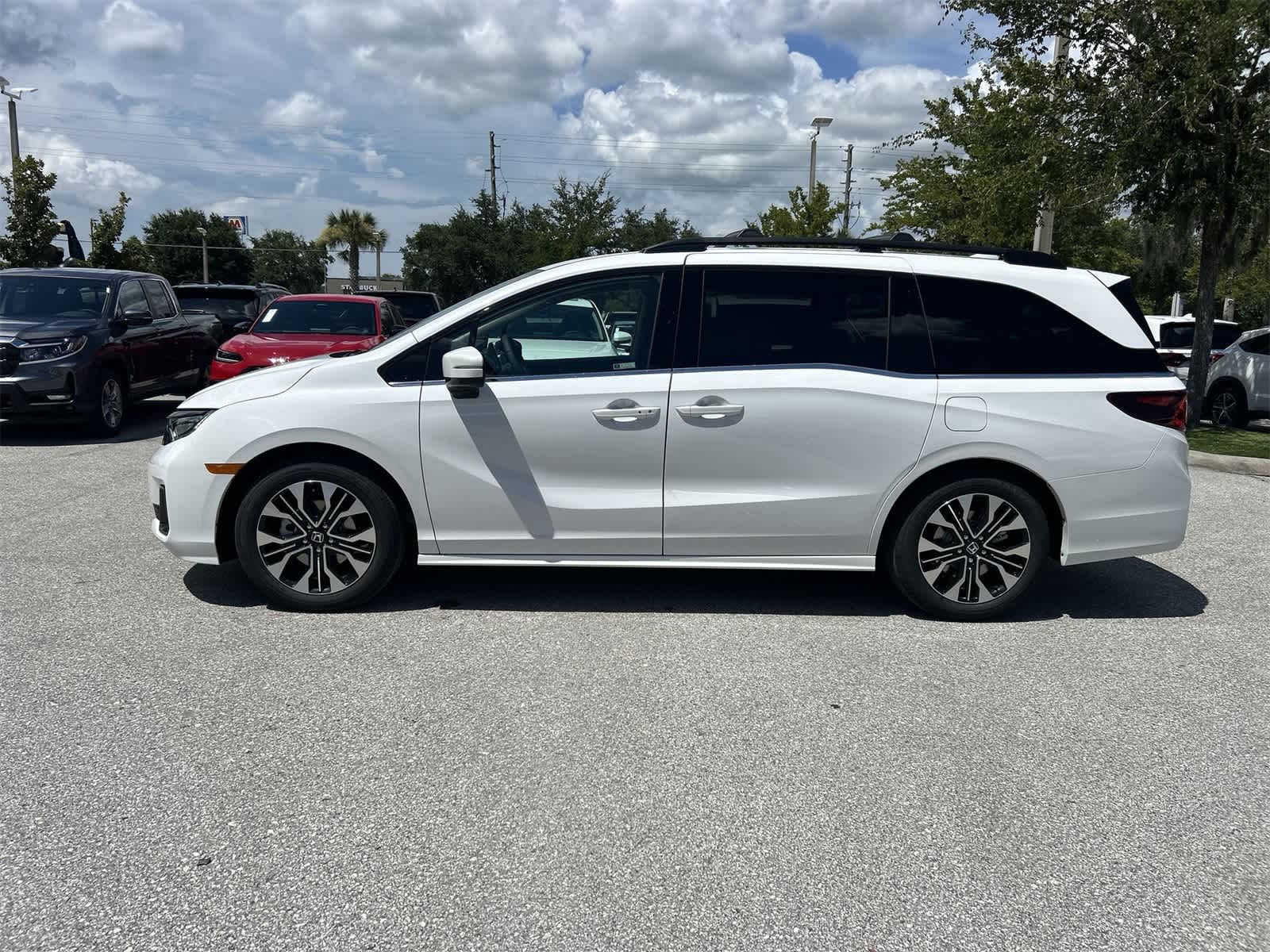 Thumbnail: 2026 Honda Odyssey - 3