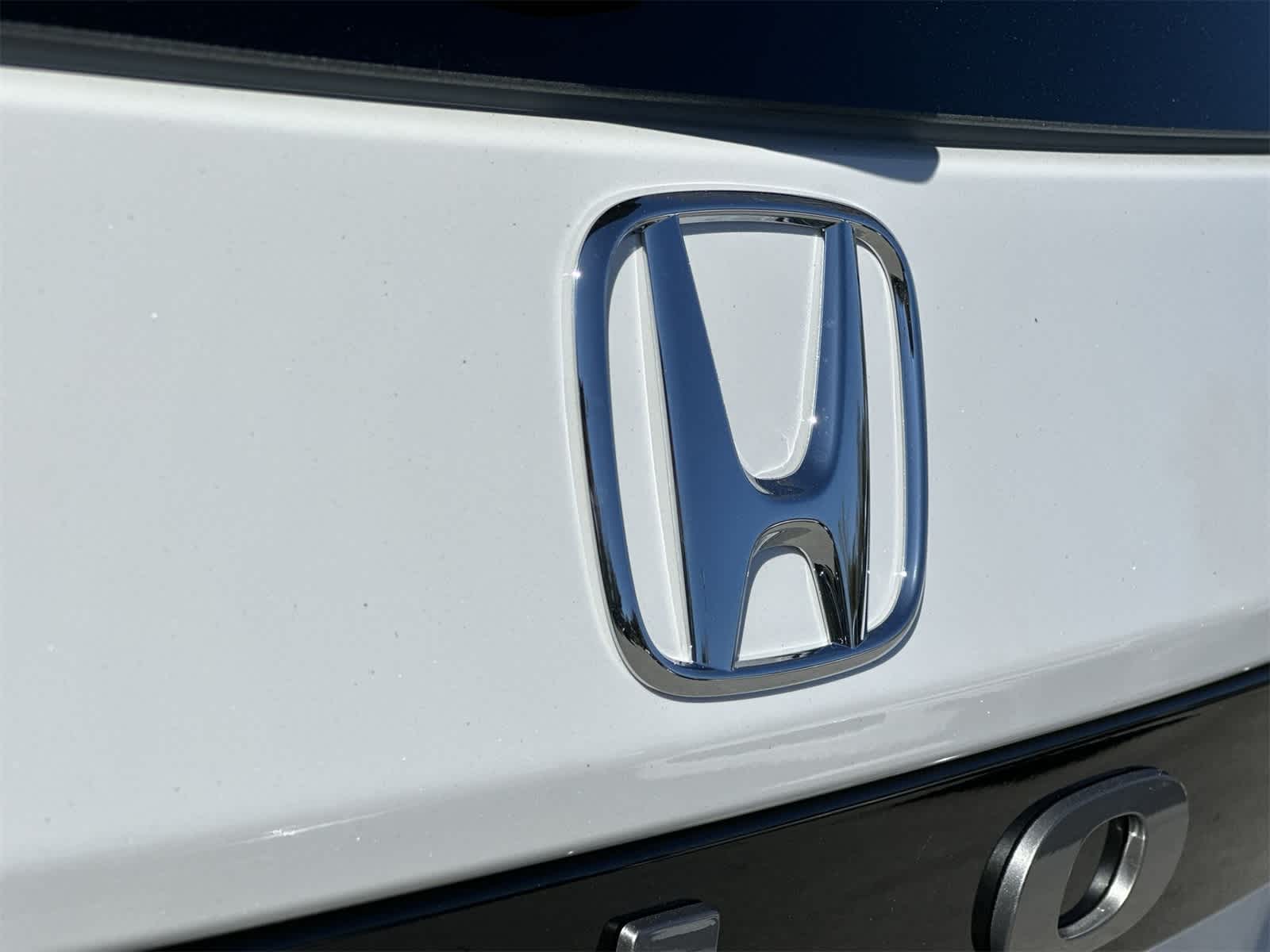 Thumbnail: 2026 Honda Pilot - 10