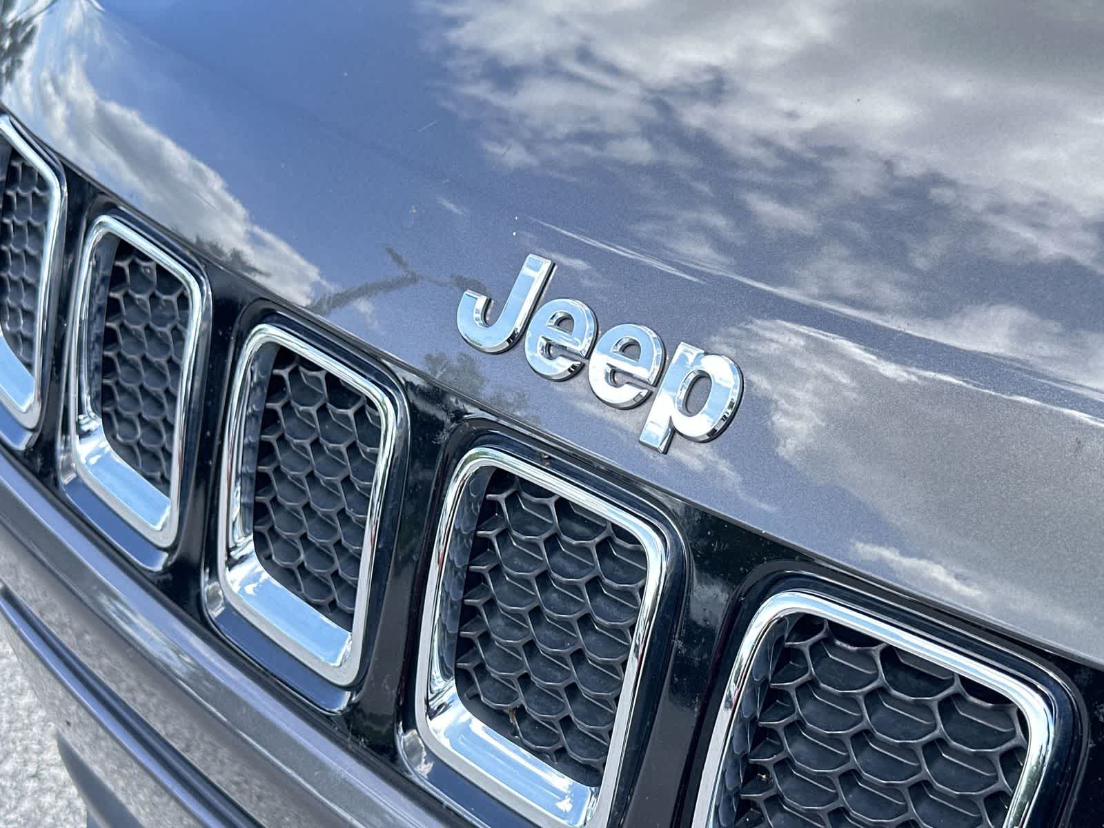 Thumbnail: 2018 Jeep Compass - 10
