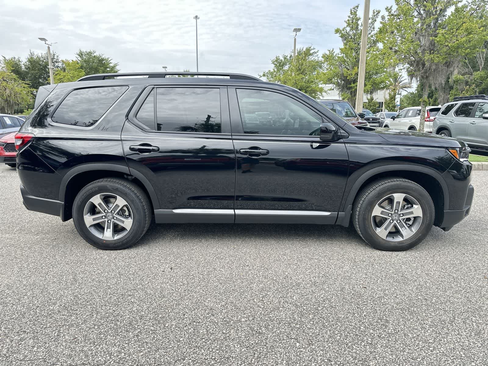 Thumbnail: 2026 Honda Pilot - 7