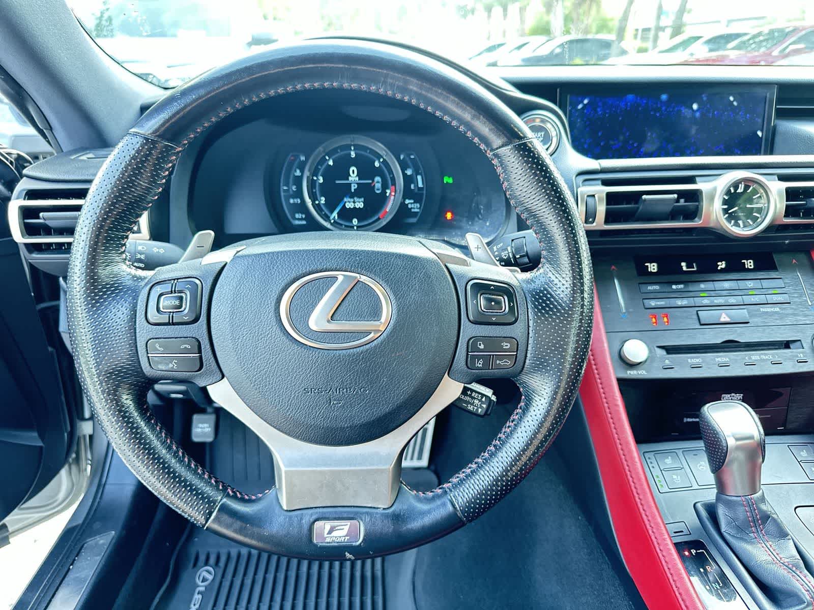Thumbnail: 2019 Lexus RC - 17