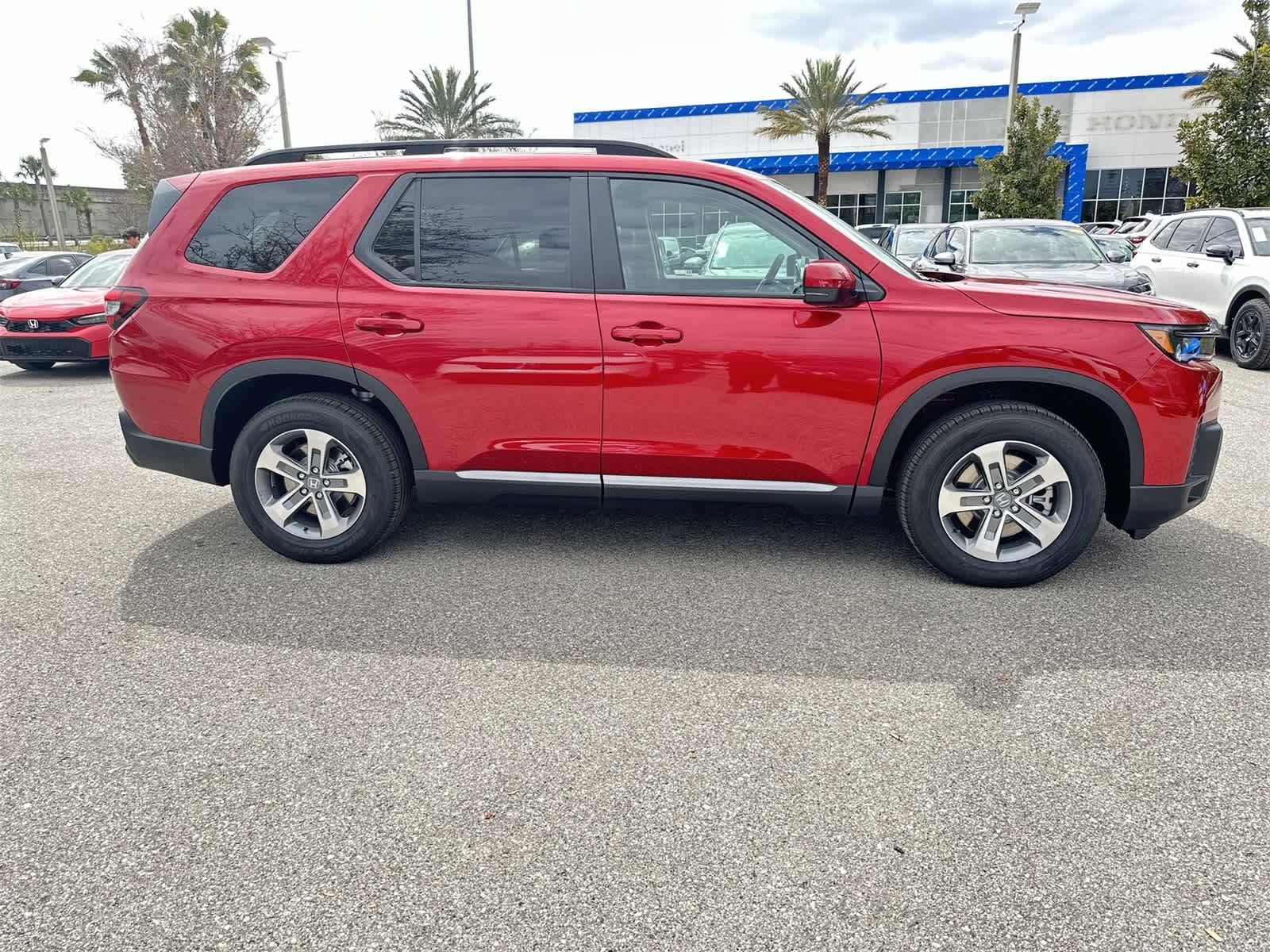 Thumbnail: 2026 Honda Pilot - 7