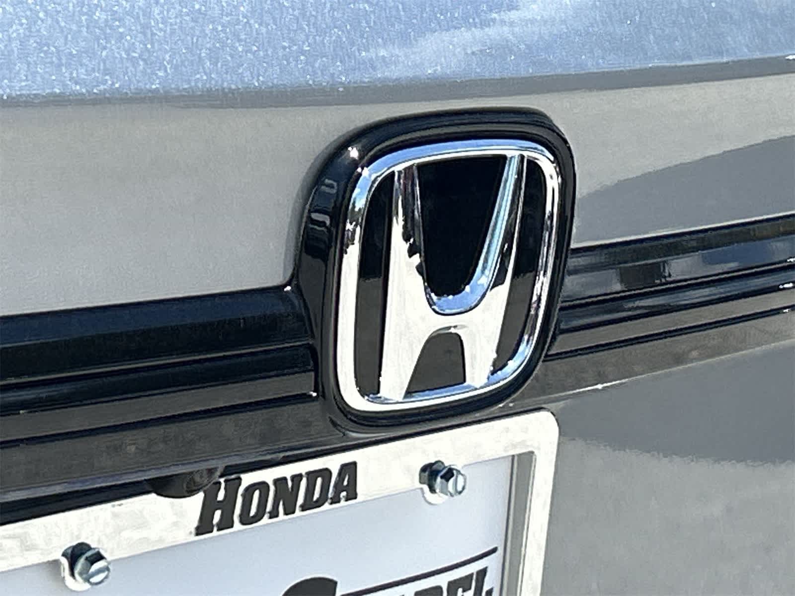 Thumbnail: 2026 Honda Odyssey - 10