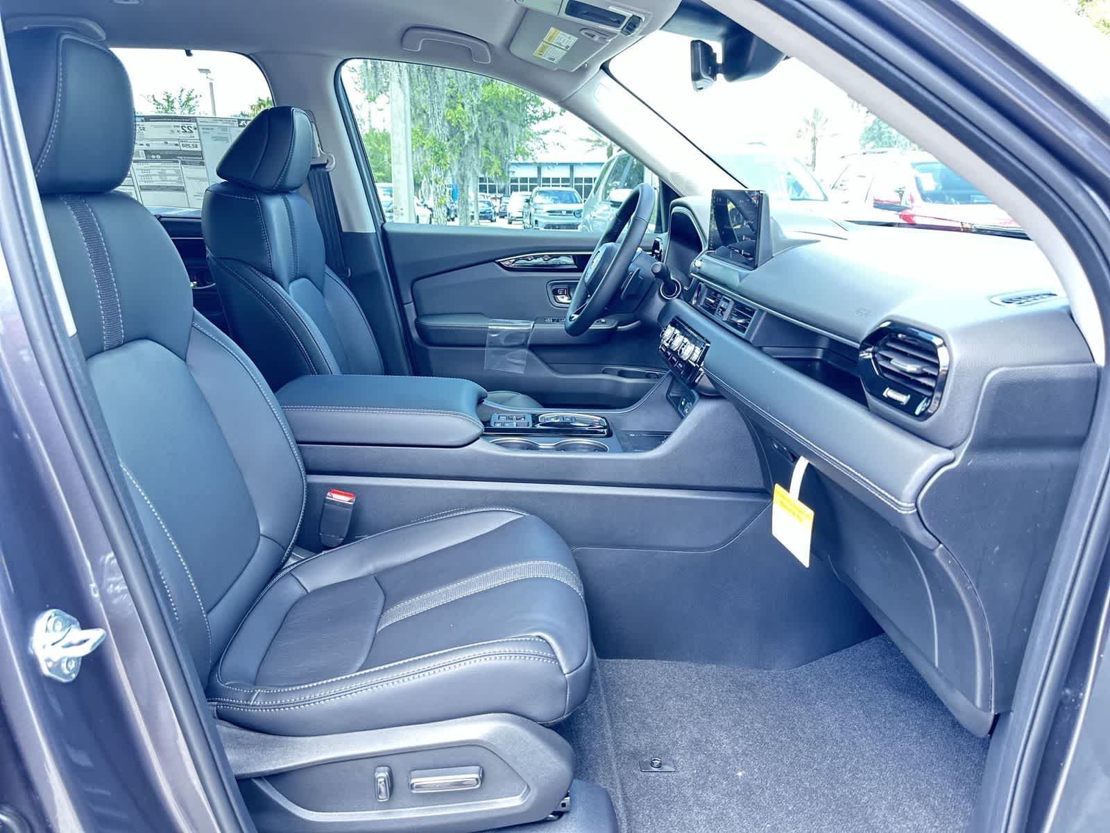 Thumbnail: 2026 Honda Pilot - 17