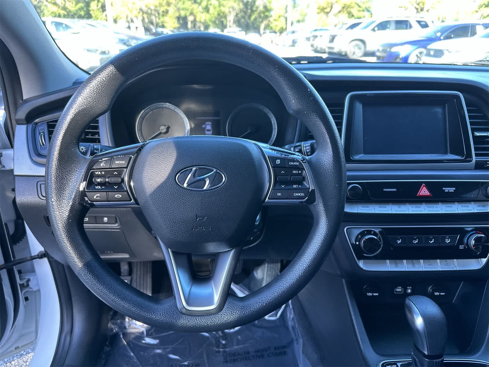 Thumbnail: 2019 Hyundai Sonata - 17