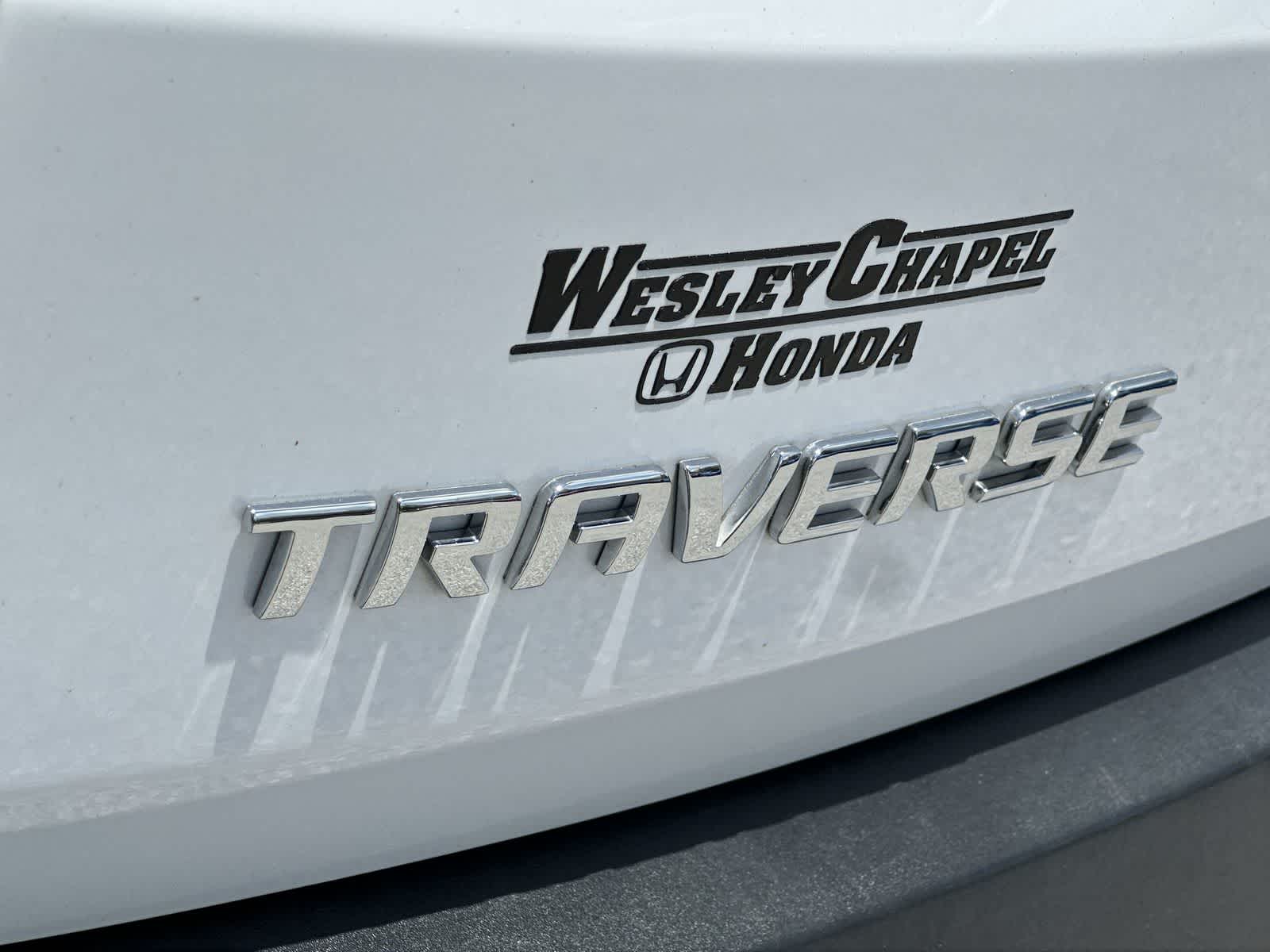 Thumbnail: 2023 Chevrolet Traverse - 10