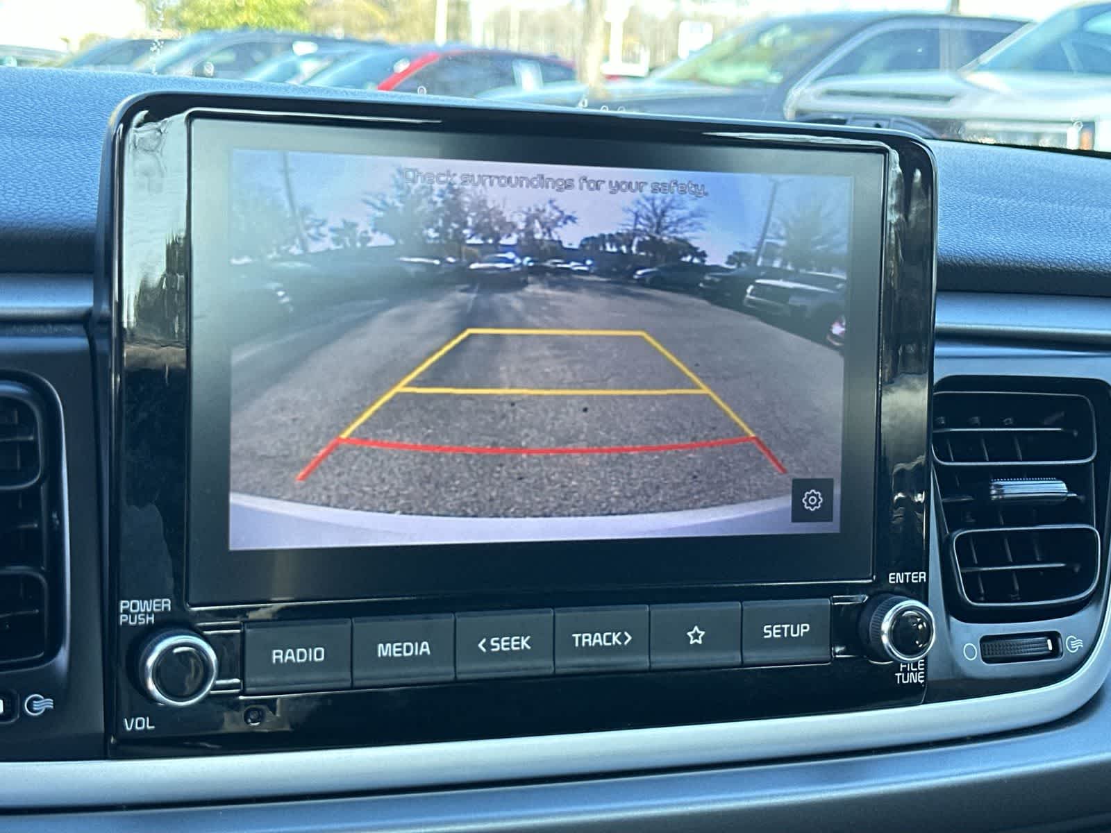 Thumbnail: 2021 Kia Rio - 18