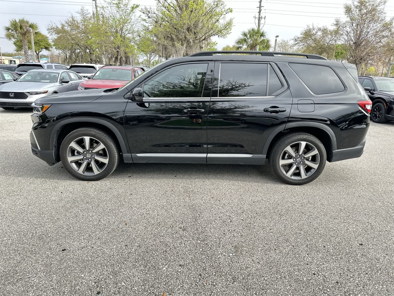 Thumbnail: 2025 Honda Pilot - 3