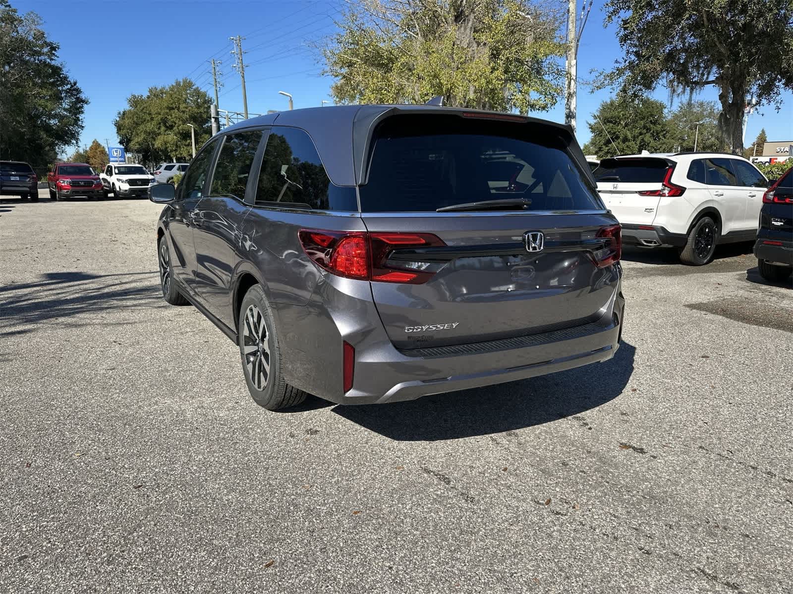 Thumbnail: 2026 Honda Odyssey - 4