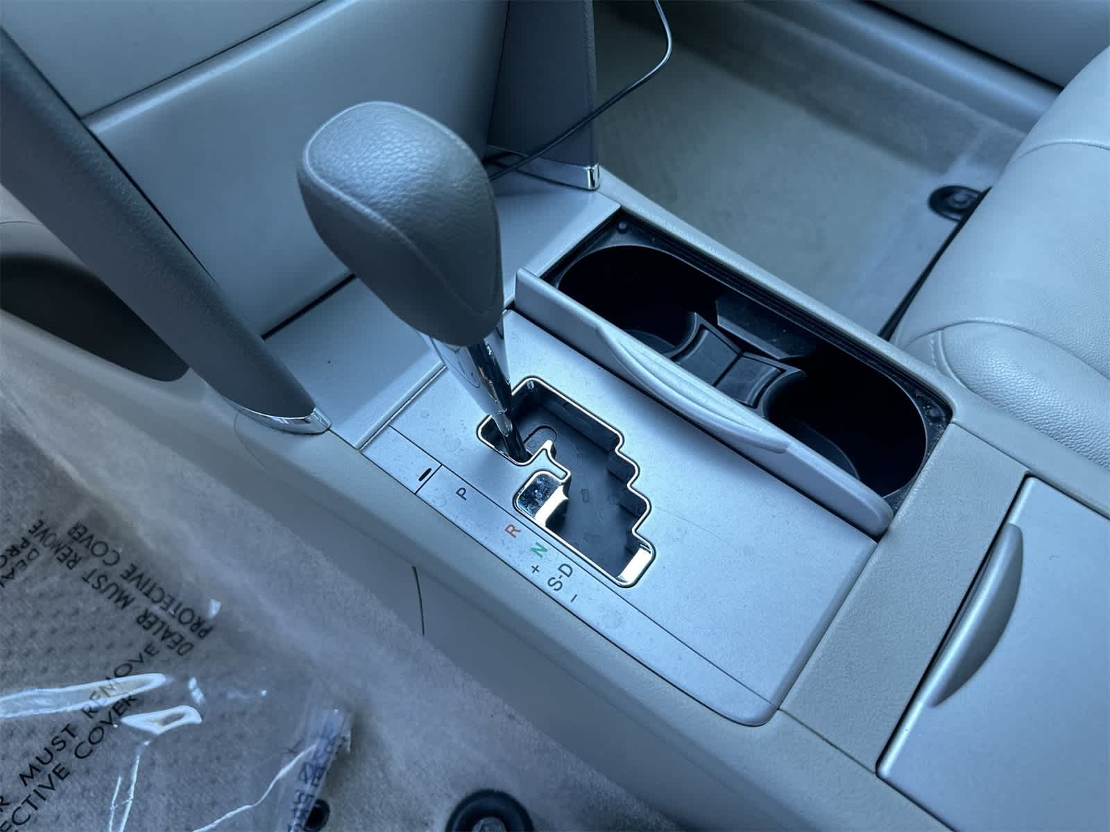 Thumbnail: 2010 Toyota Camry - 20