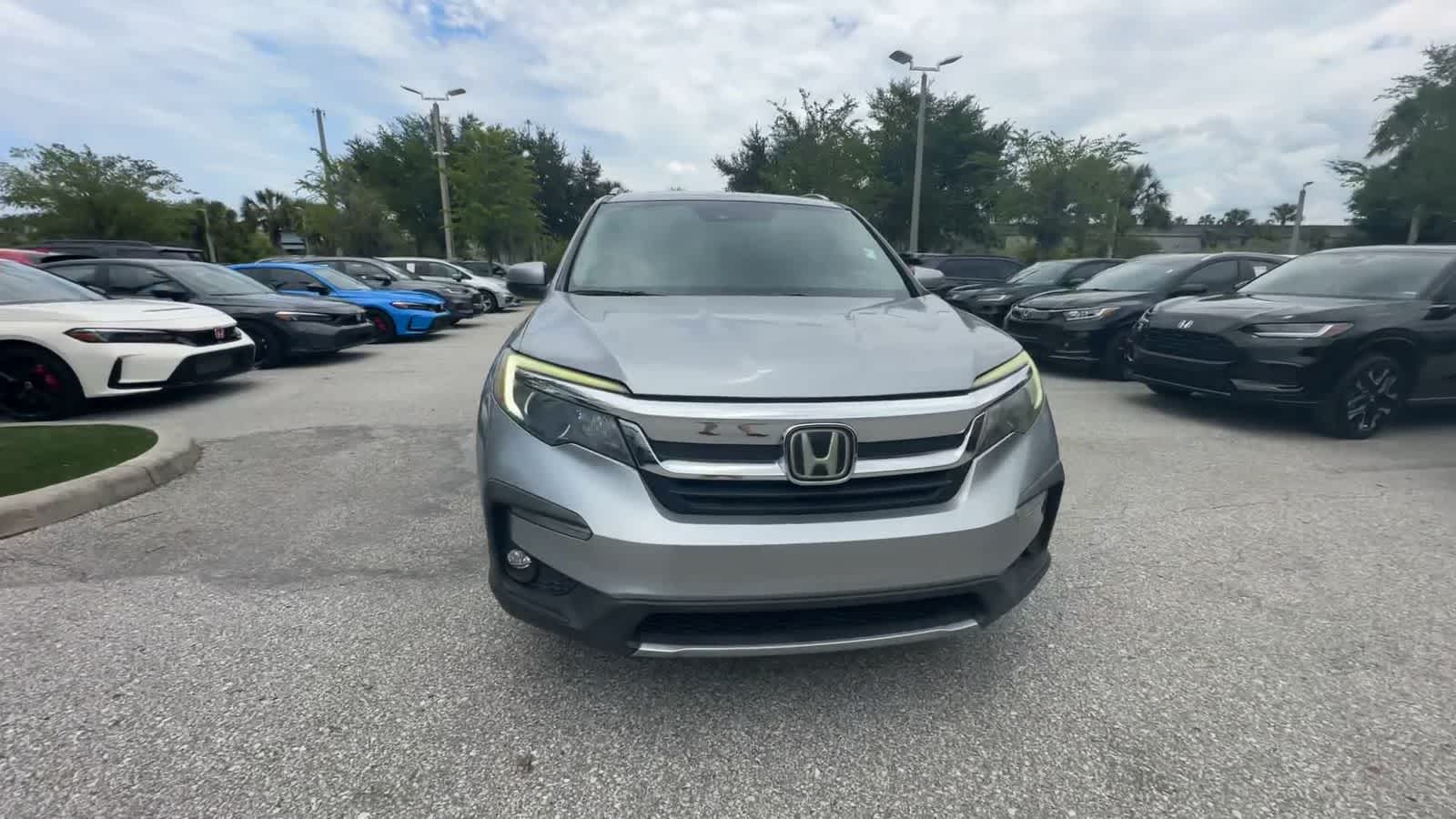 Thumbnail: 2019 Honda Pilot - 3