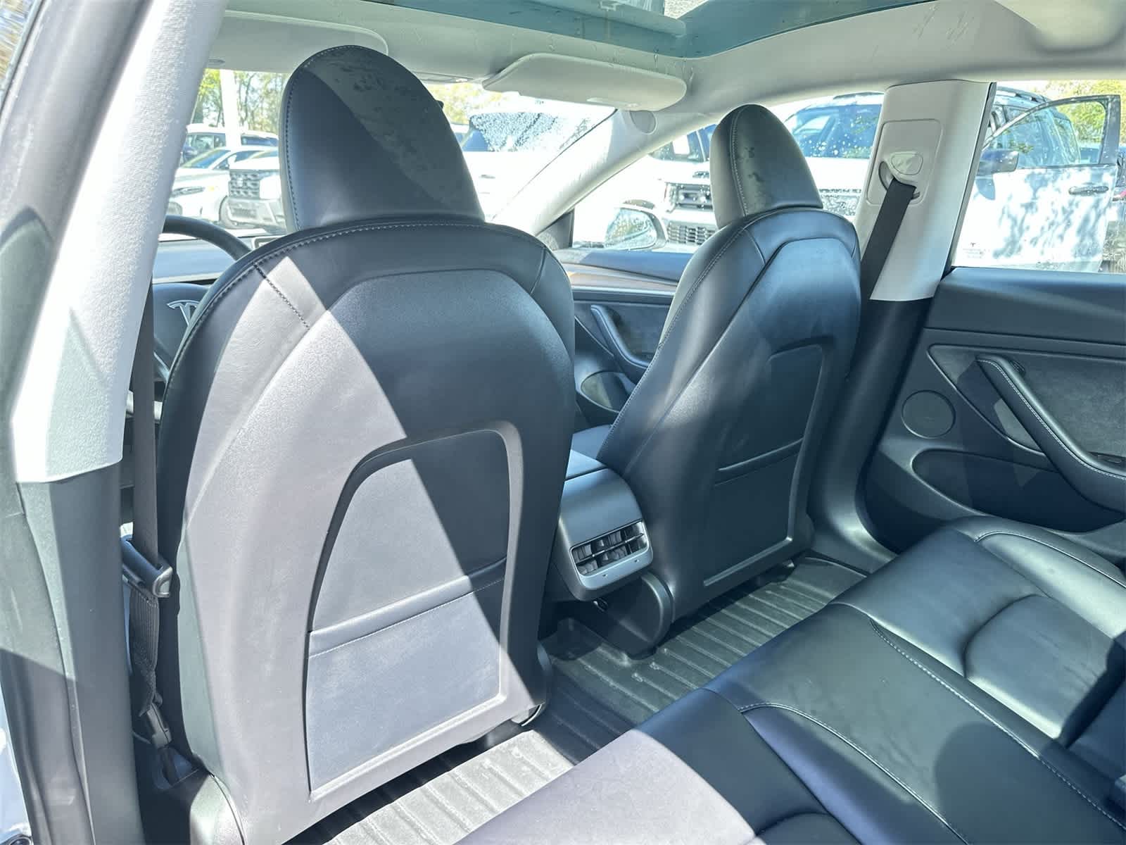 Thumbnail: 2023 Tesla Model 3 - 14