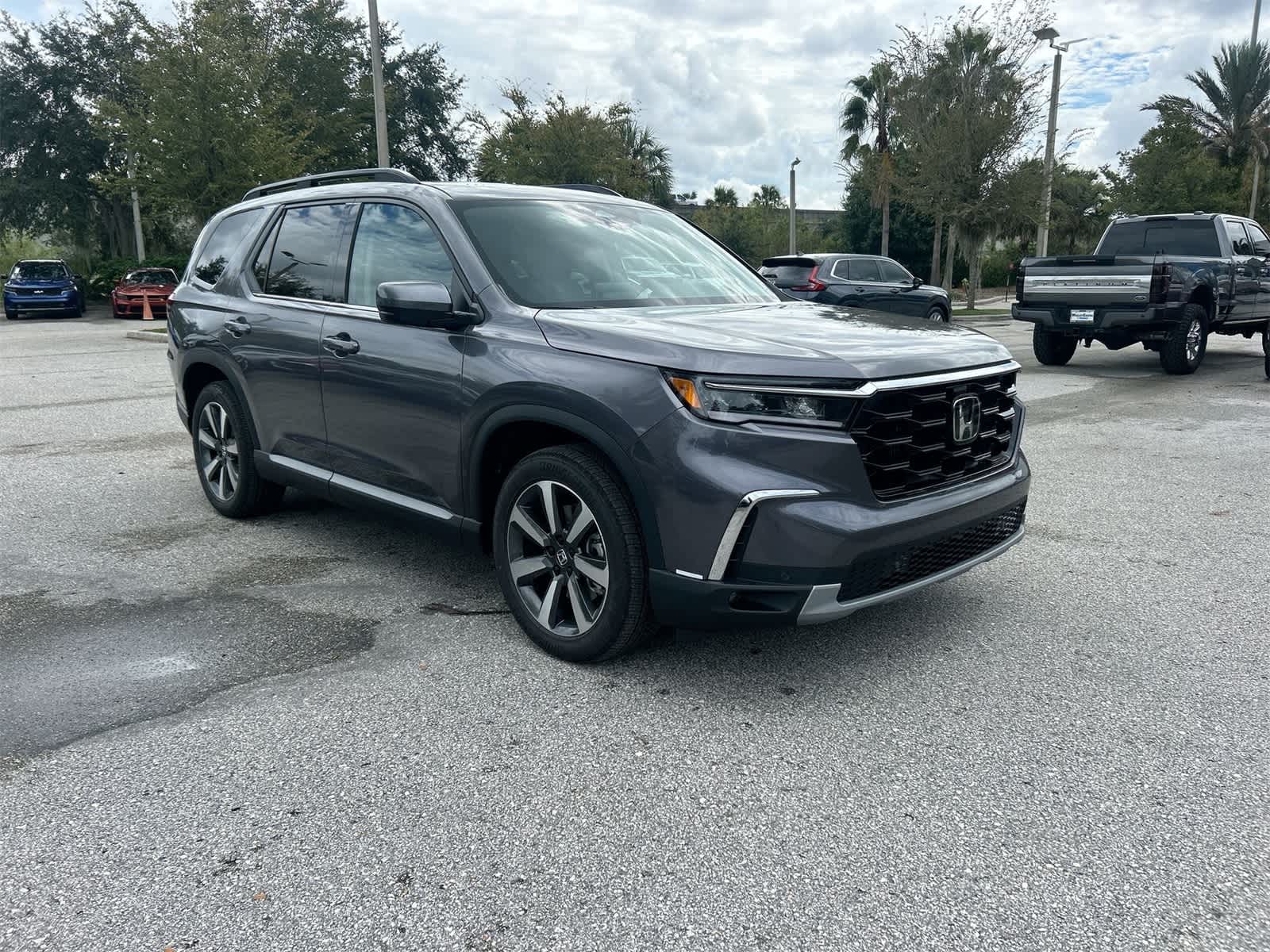 Thumbnail: 2025 Honda Pilot - 8