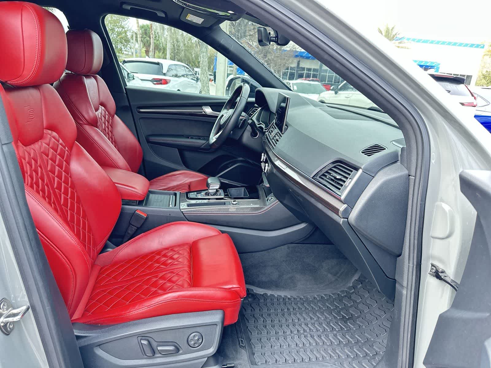 Thumbnail: 2021 Audi SQ5 - 17