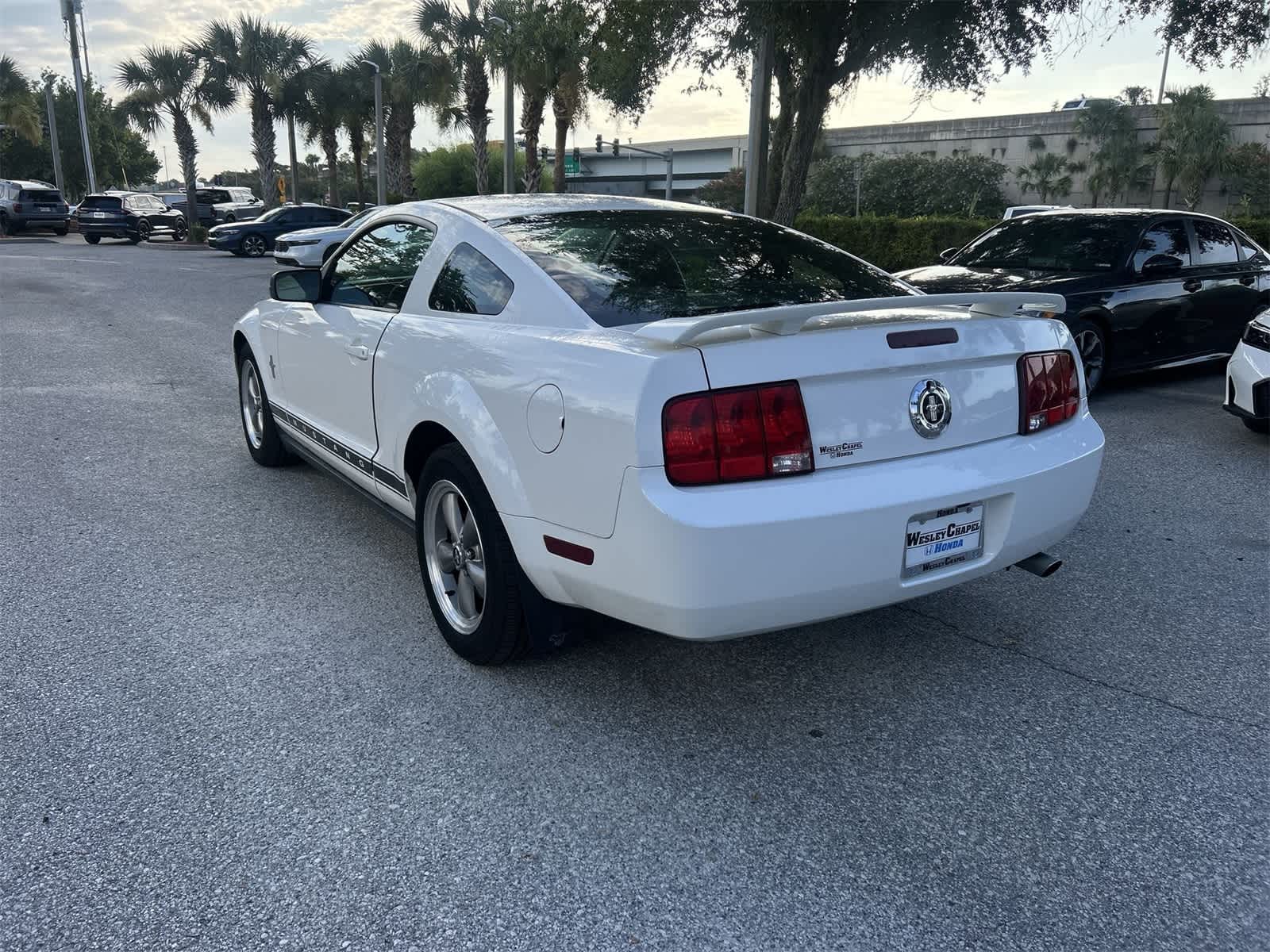 Thumbnail: 2006 Ford Mustang - 4