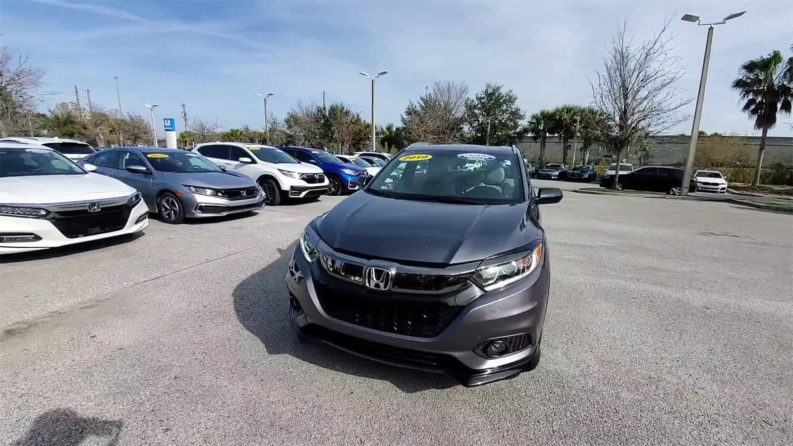 Thumbnail: 2019 Honda HR-V - 3