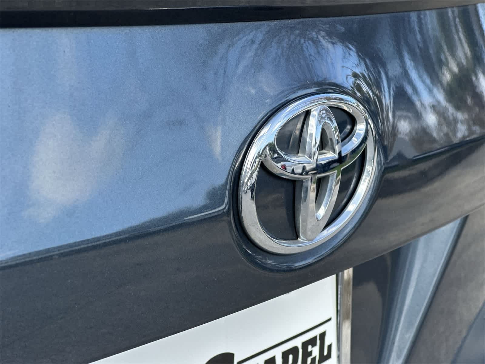 Thumbnail: 2015 Toyota Corolla - 10