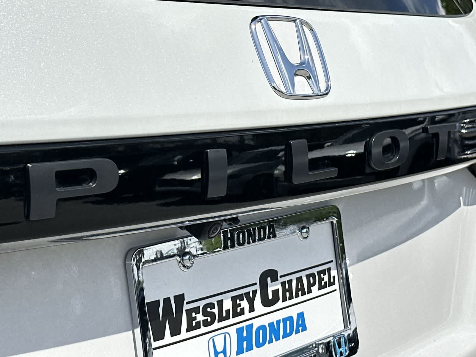 Thumbnail: 2025 Honda Pilot - 11