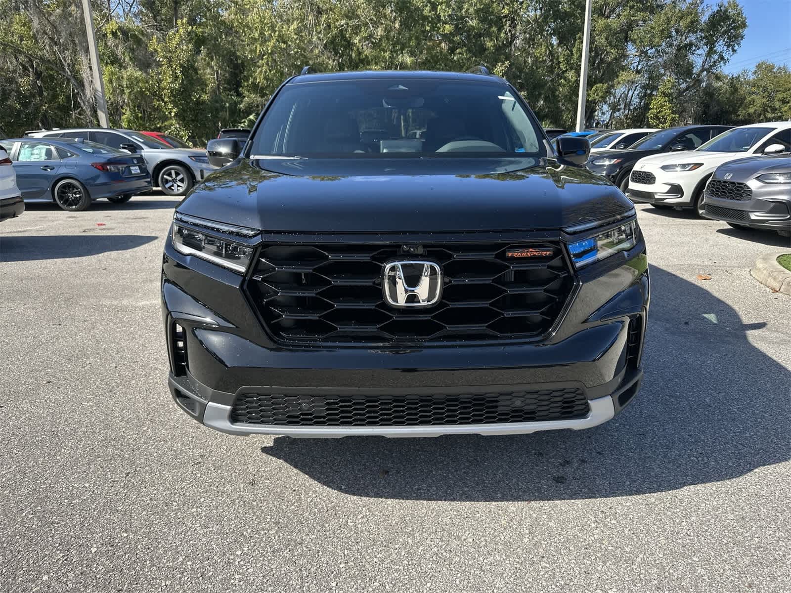 Thumbnail: 2025 Honda Pilot - 9