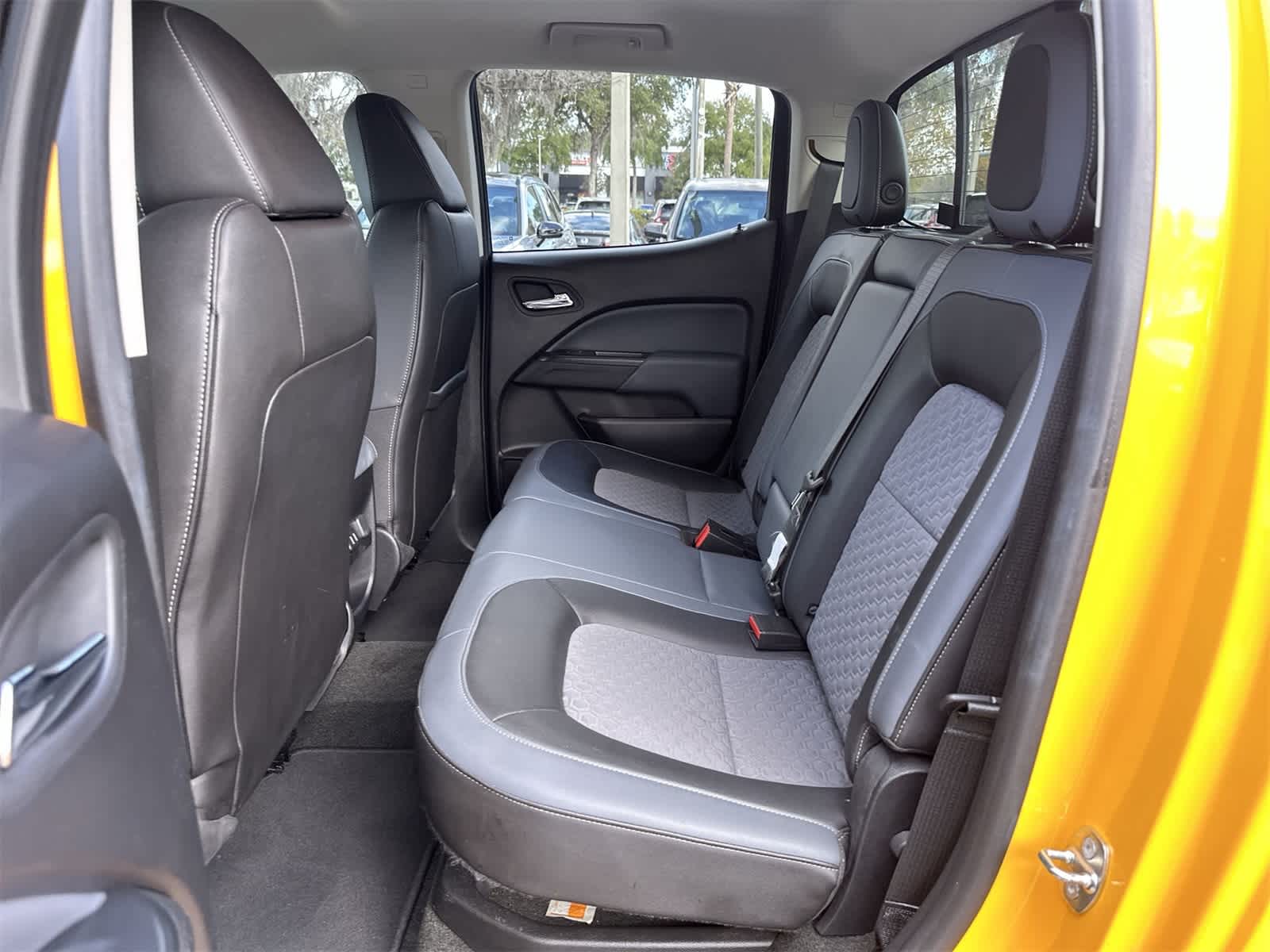 Thumbnail: 2018 Chevrolet Colorado - 15