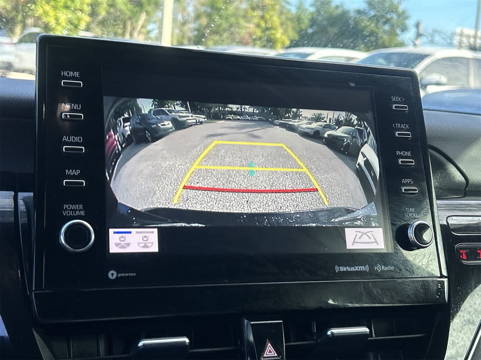2021 Toyota Camry XSE 19