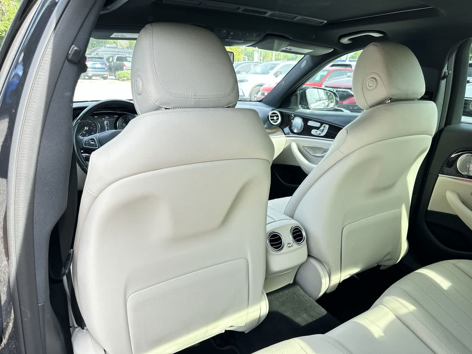 Thumbnail: 2017 Mercedes-Benz E-Class - 14