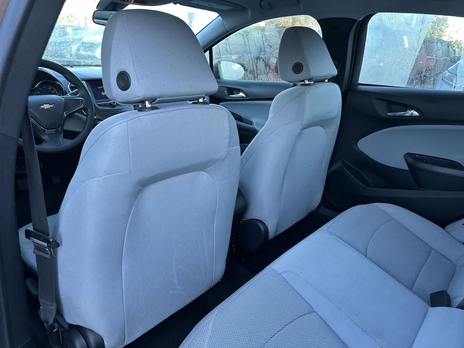 Thumbnail: 2019 Chevrolet Cruze - 14