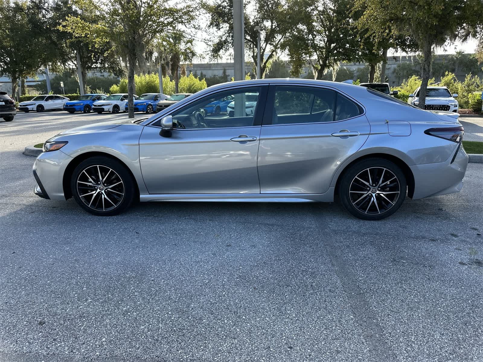 Thumbnail: 2023 Toyota Camry - 3