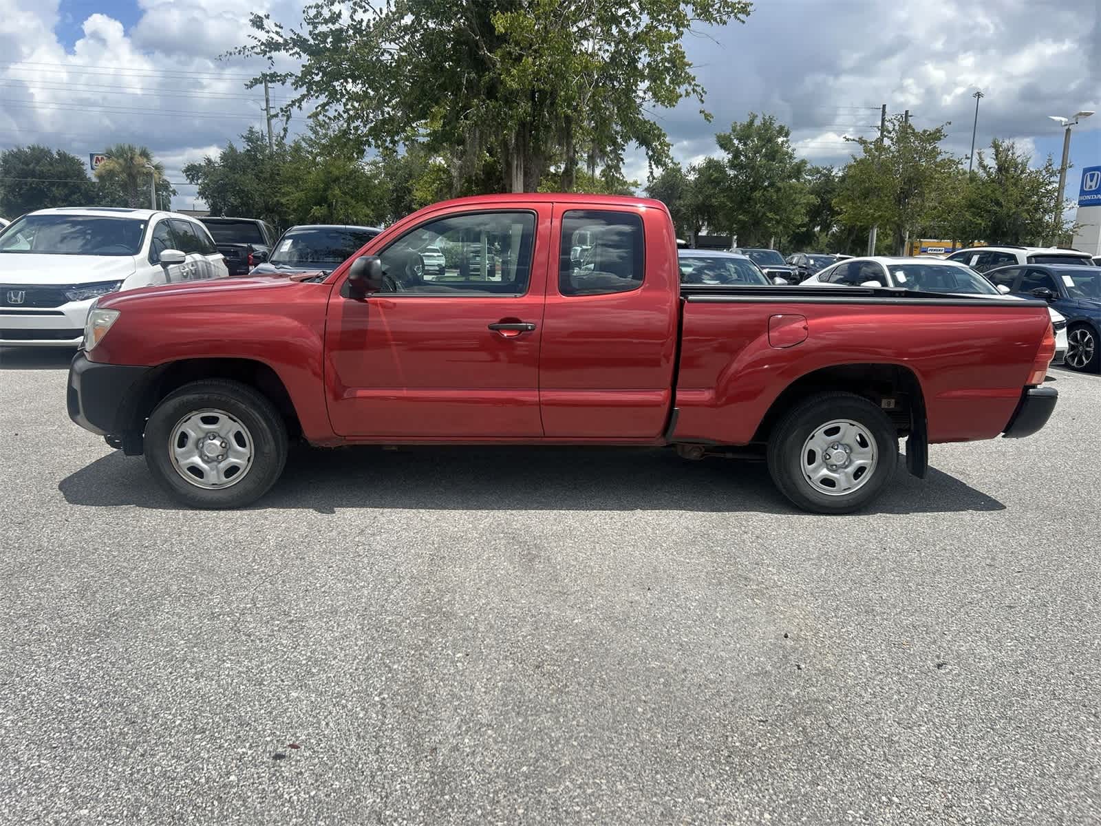 Thumbnail: 2015 Toyota Tacoma - 3