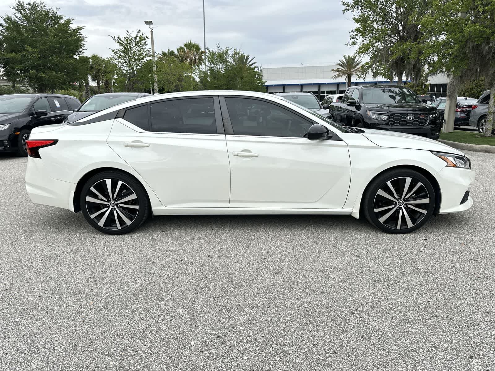 Thumbnail: 2022 Nissan Altima - 7