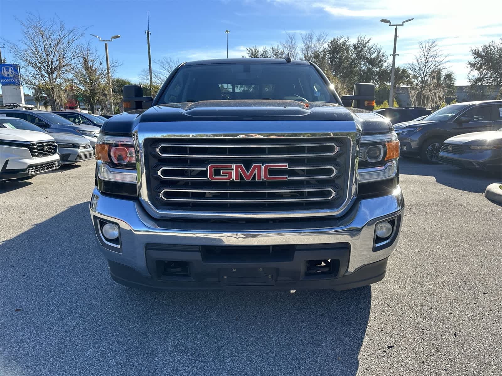 Thumbnail: 2015 GMC Sierra 2500 - 9