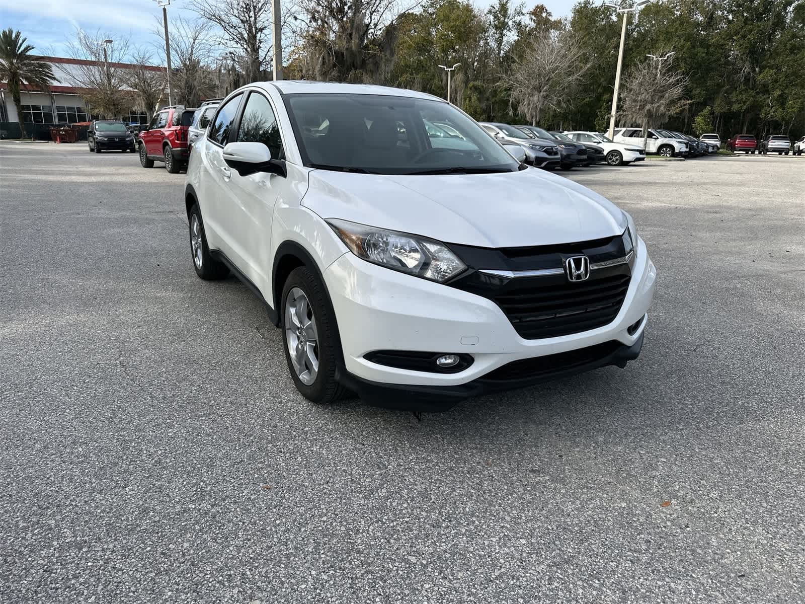 Thumbnail: 2017 Honda HR-V - 8