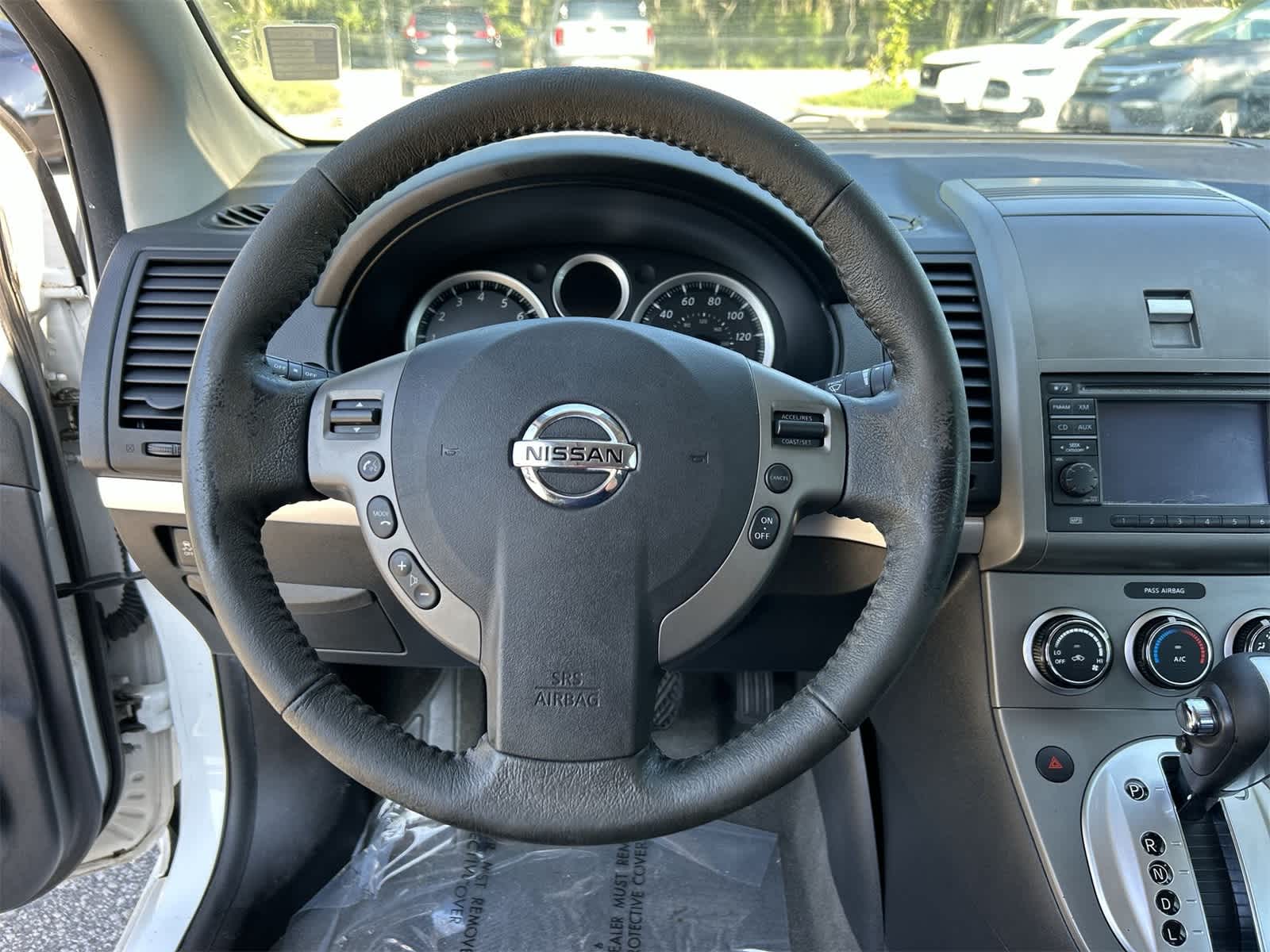 Thumbnail: 2012 Nissan Sentra - 18