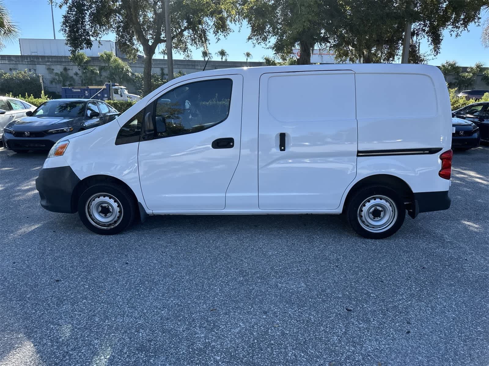 Thumbnail: 2019 Nissan NV200 - 3