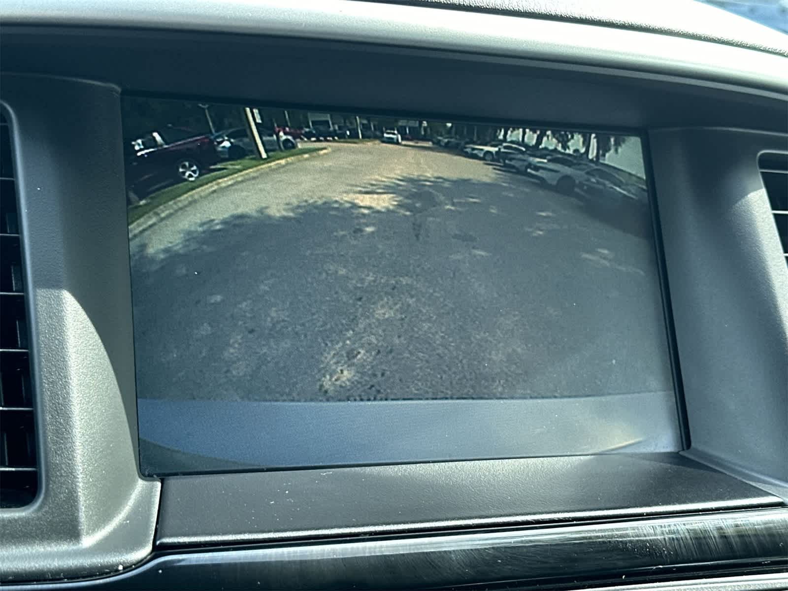 Thumbnail: 2019 Nissan Pathfinder - 20