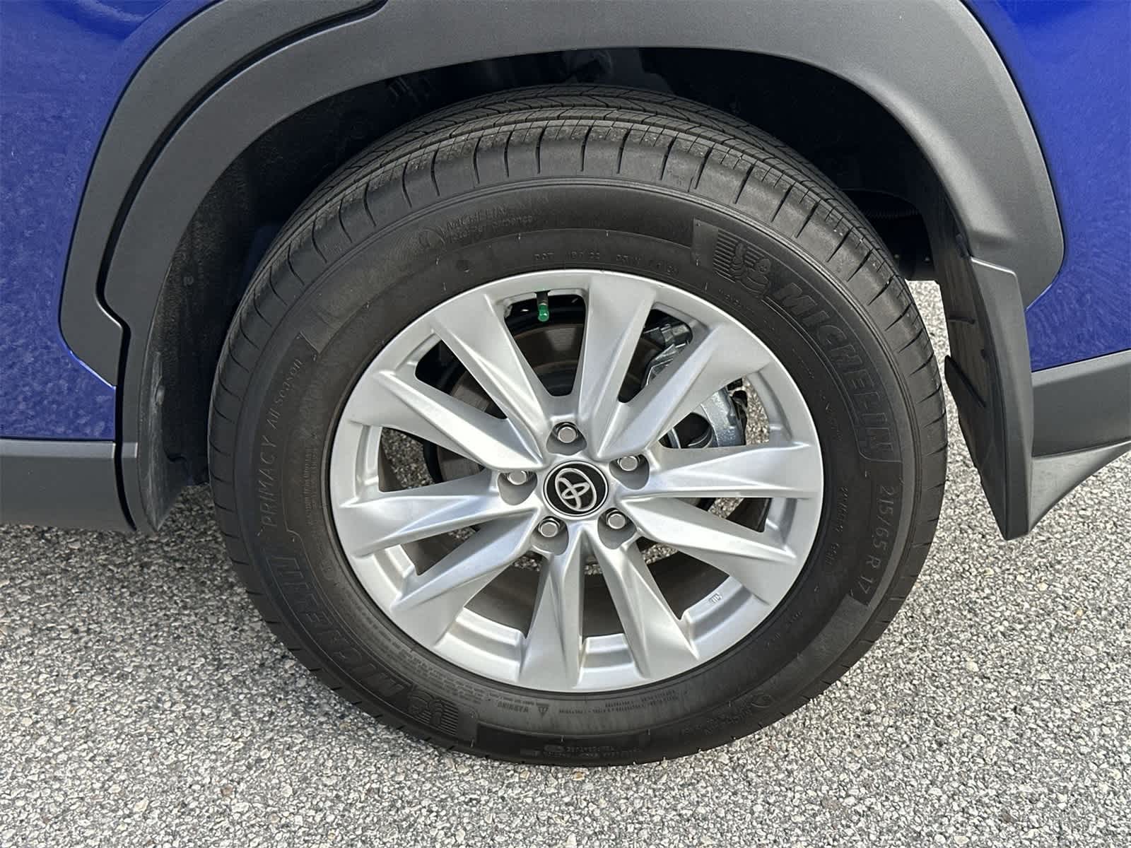 Thumbnail: 2025 Toyota Corolla Cross - 12