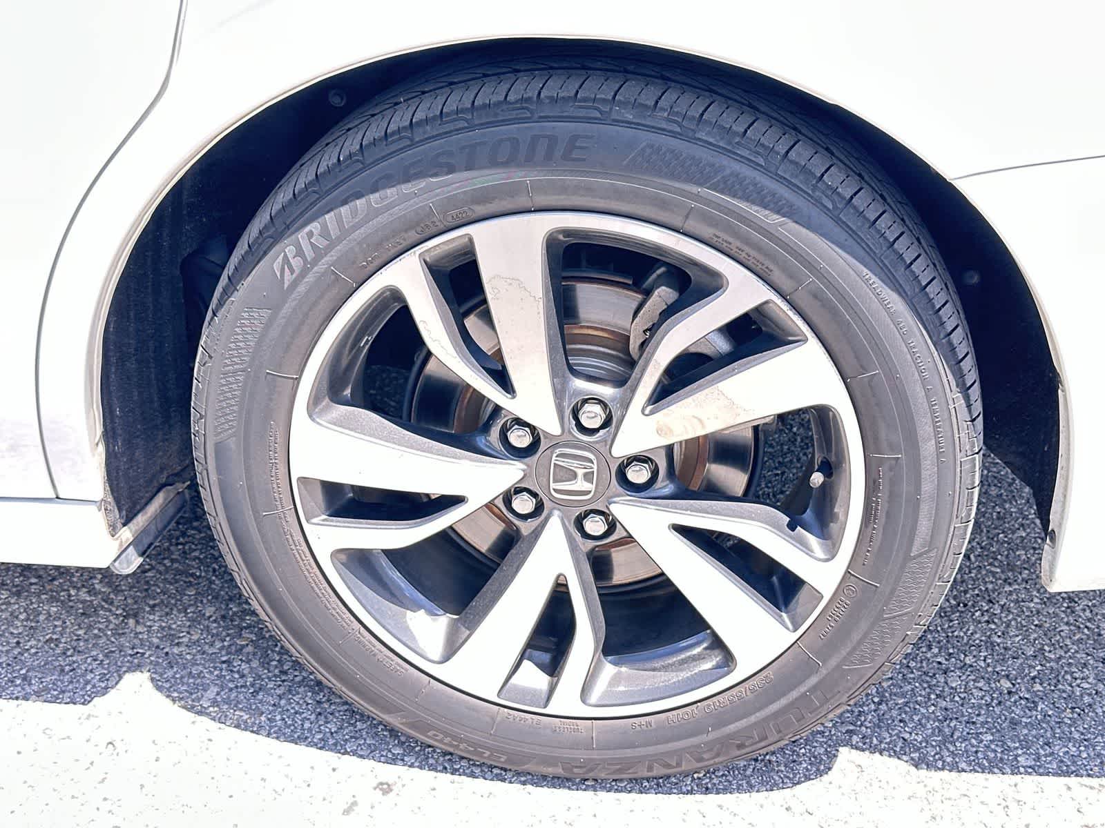 Thumbnail: 2021 Honda Odyssey - 12