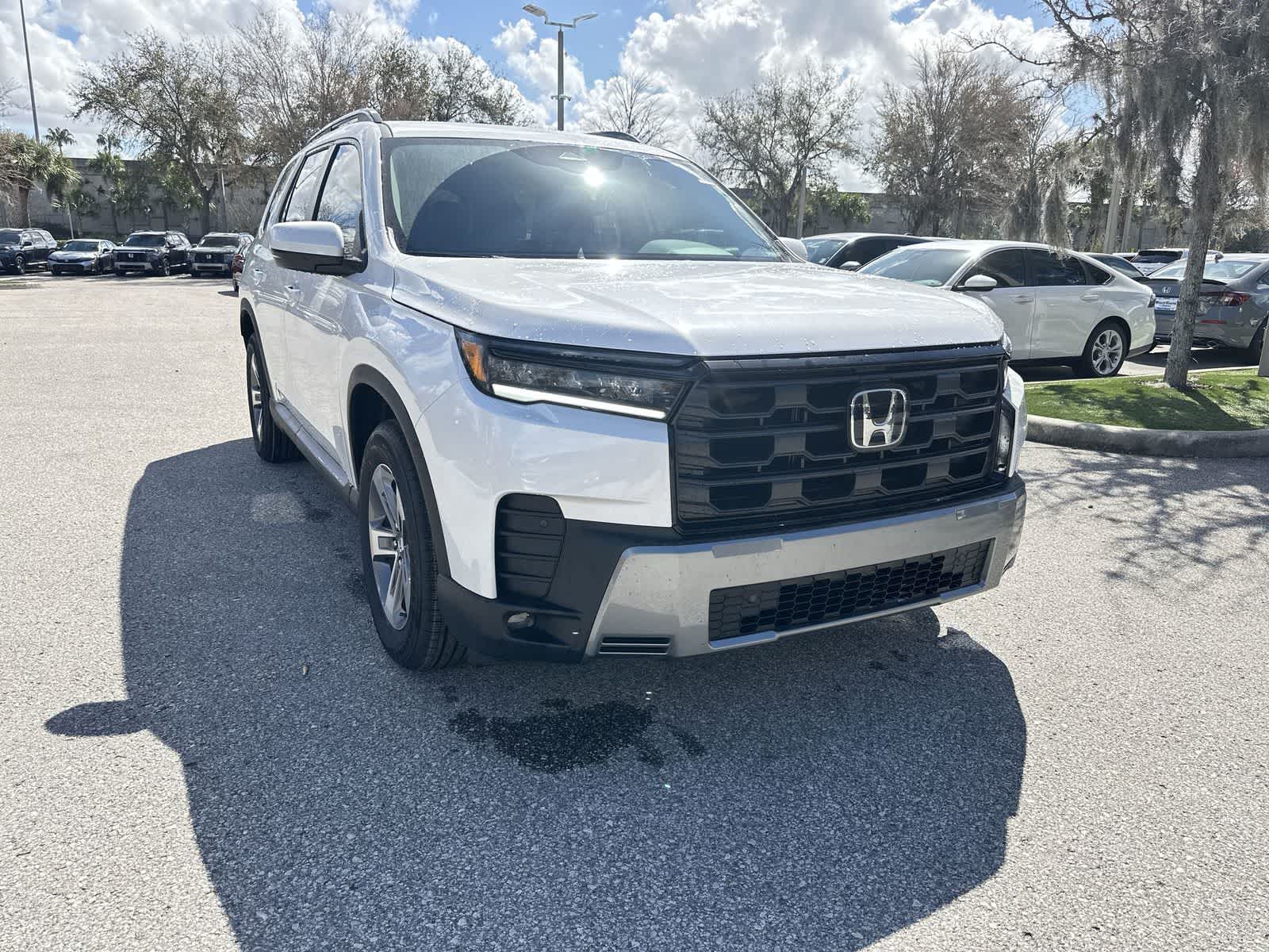 Thumbnail: 2026 Honda Pilot - 8