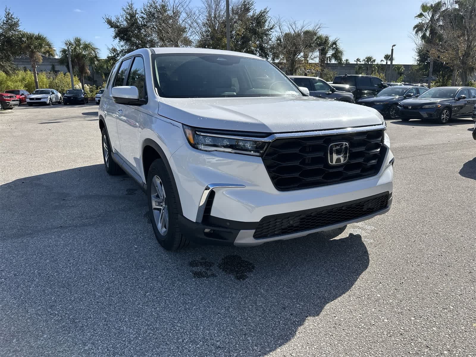 Thumbnail: 2025 Honda Pilot - 8