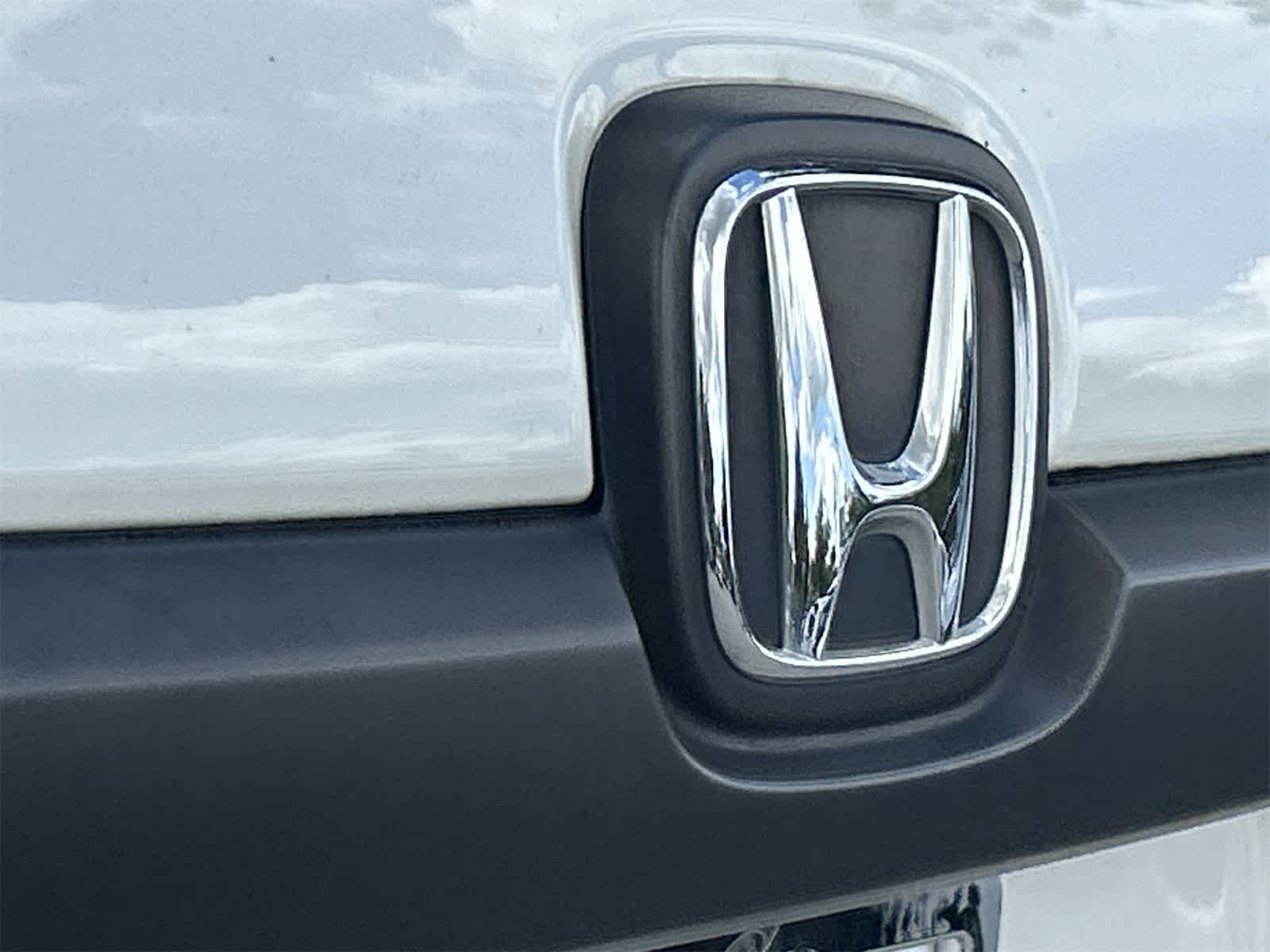 Thumbnail: 2019 Honda Passport - 10