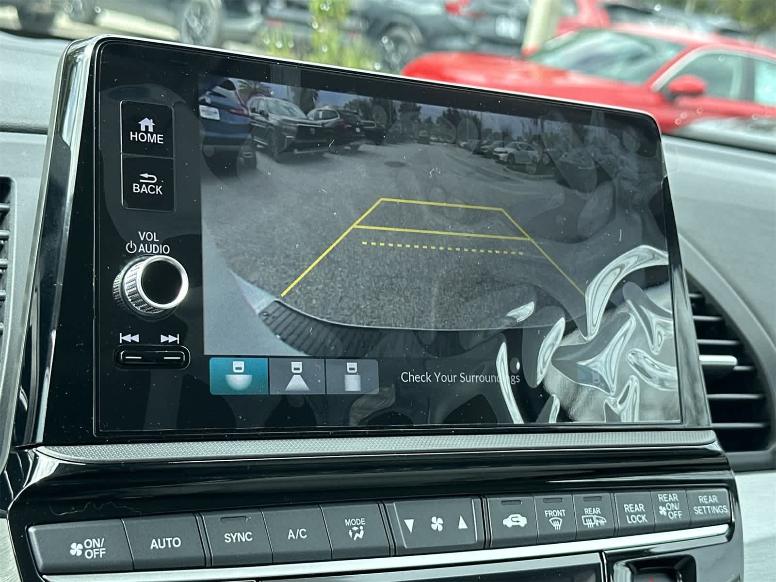 Thumbnail: 2026 Honda Odyssey - 20