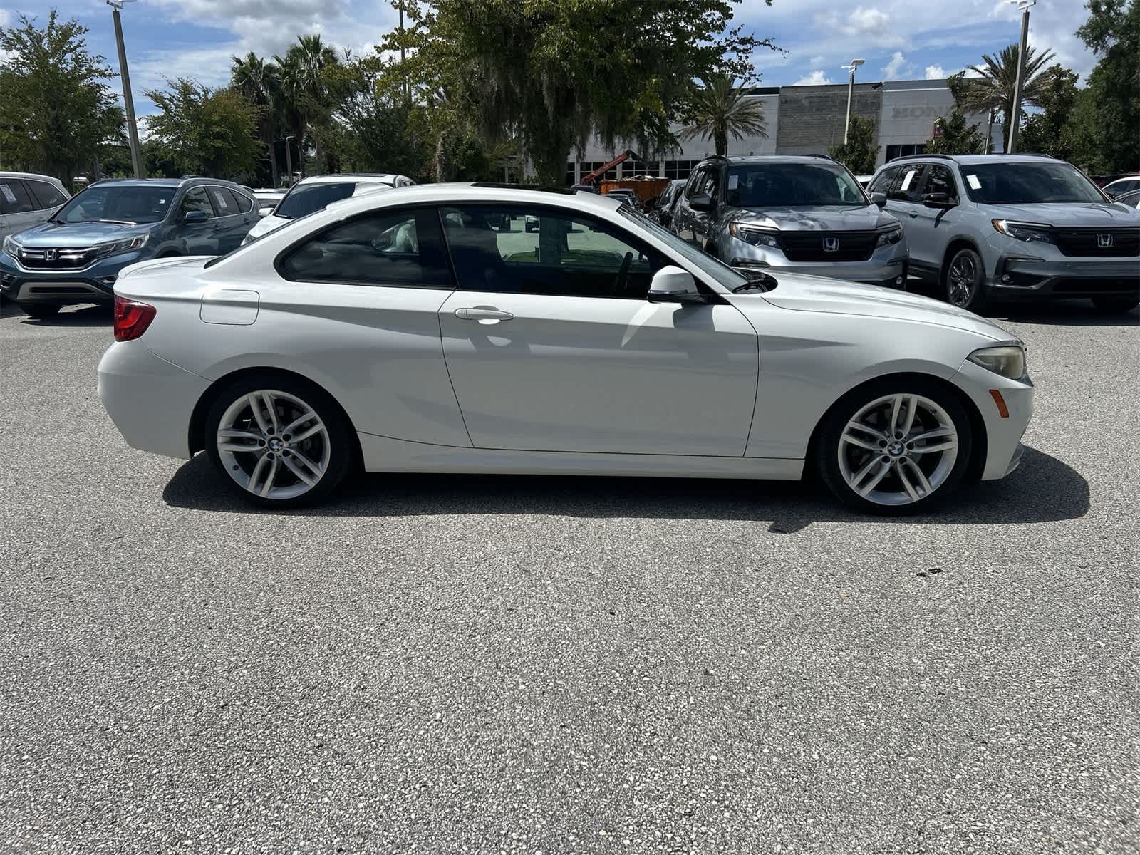 Thumbnail: 2016 BMW 2 Series - 7