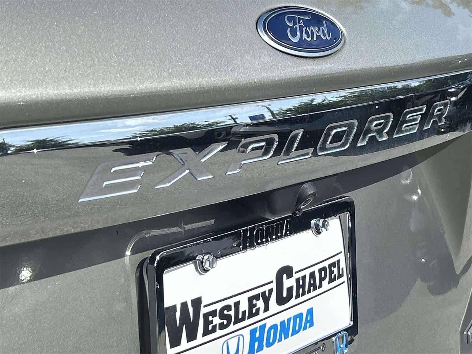 2020 Ford Explorer XLT 11