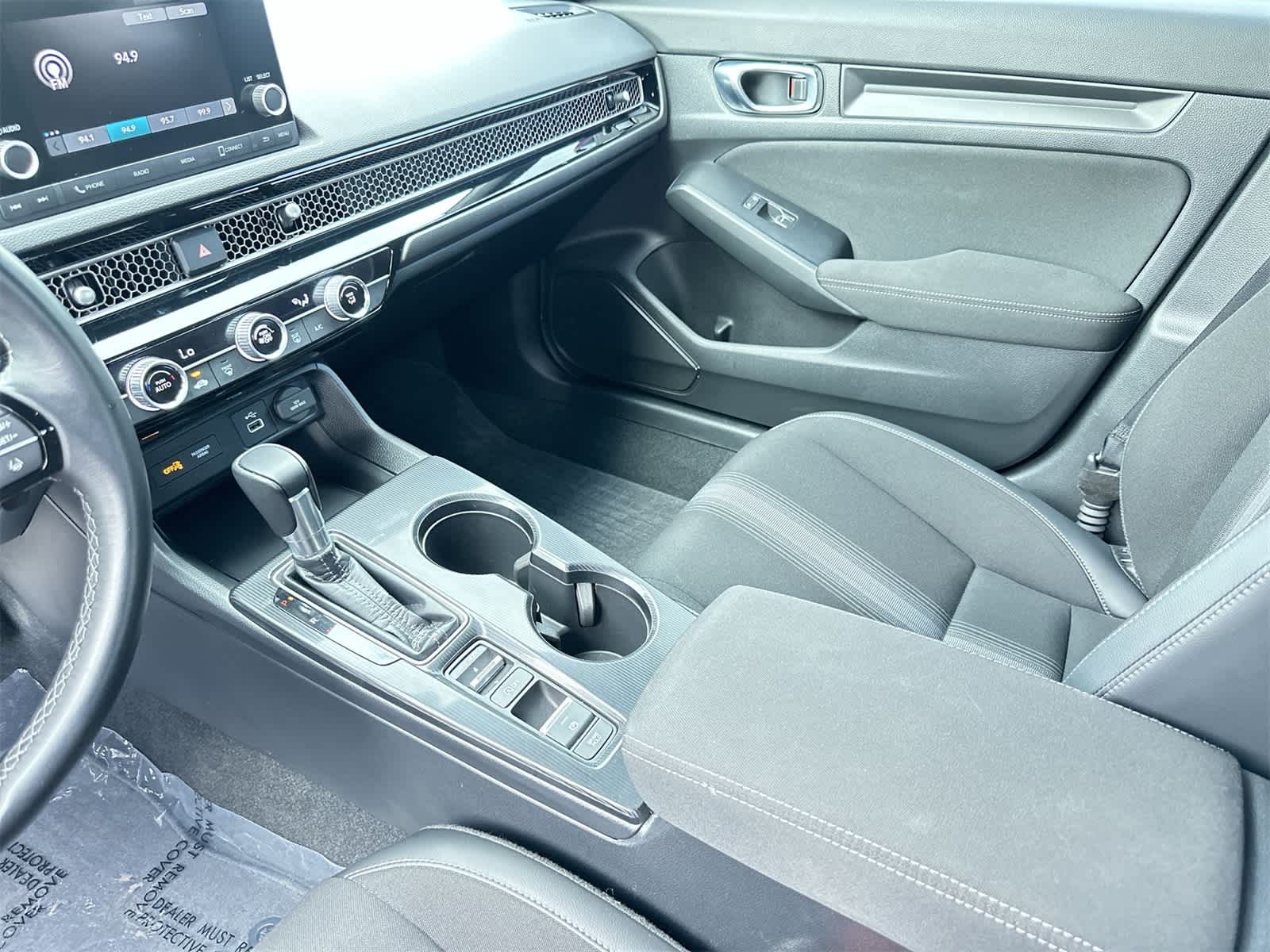 Thumbnail: 2023 Honda Civic - 19