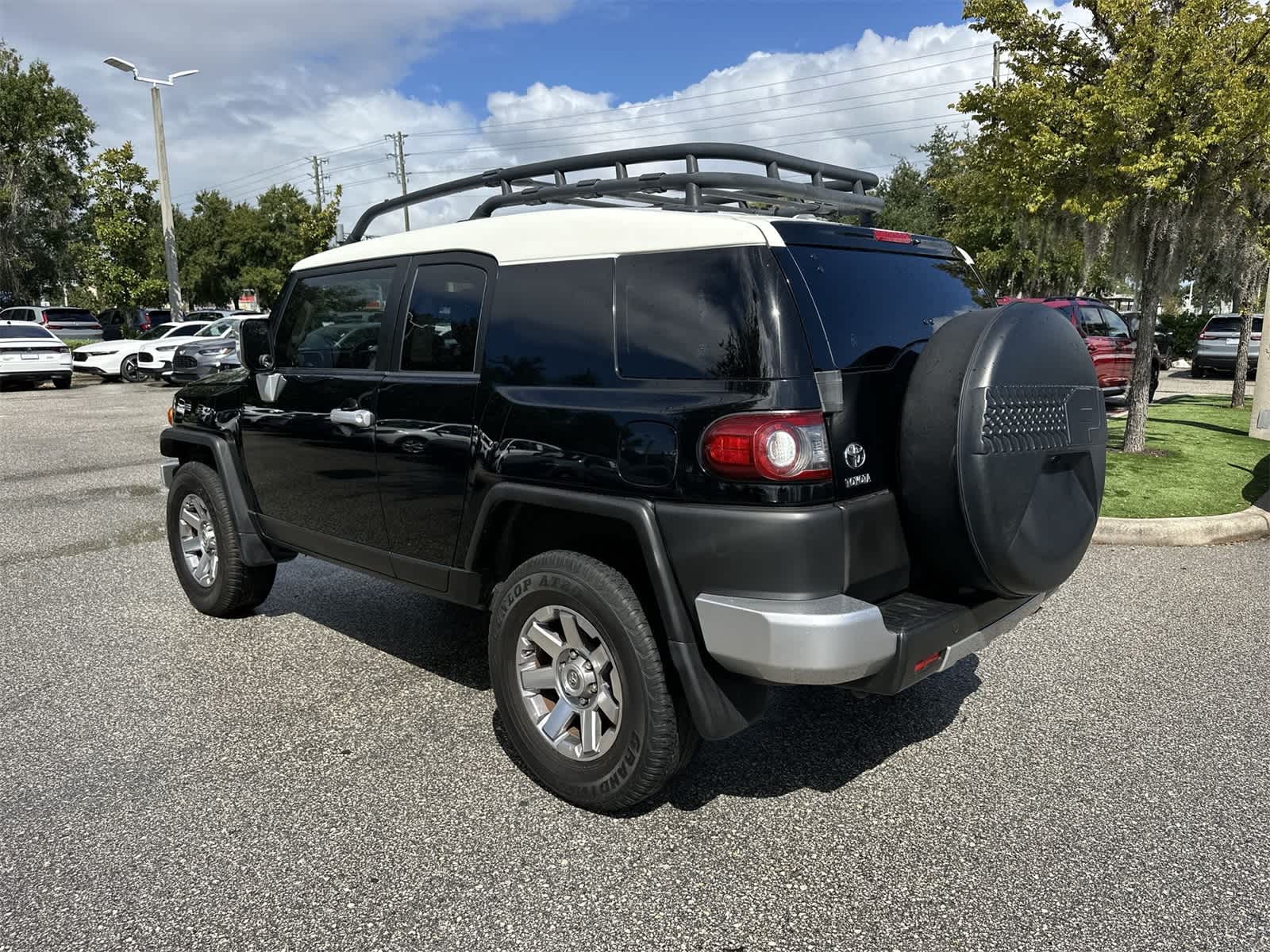 Thumbnail: 2014 Toyota FJ Cruiser - 4