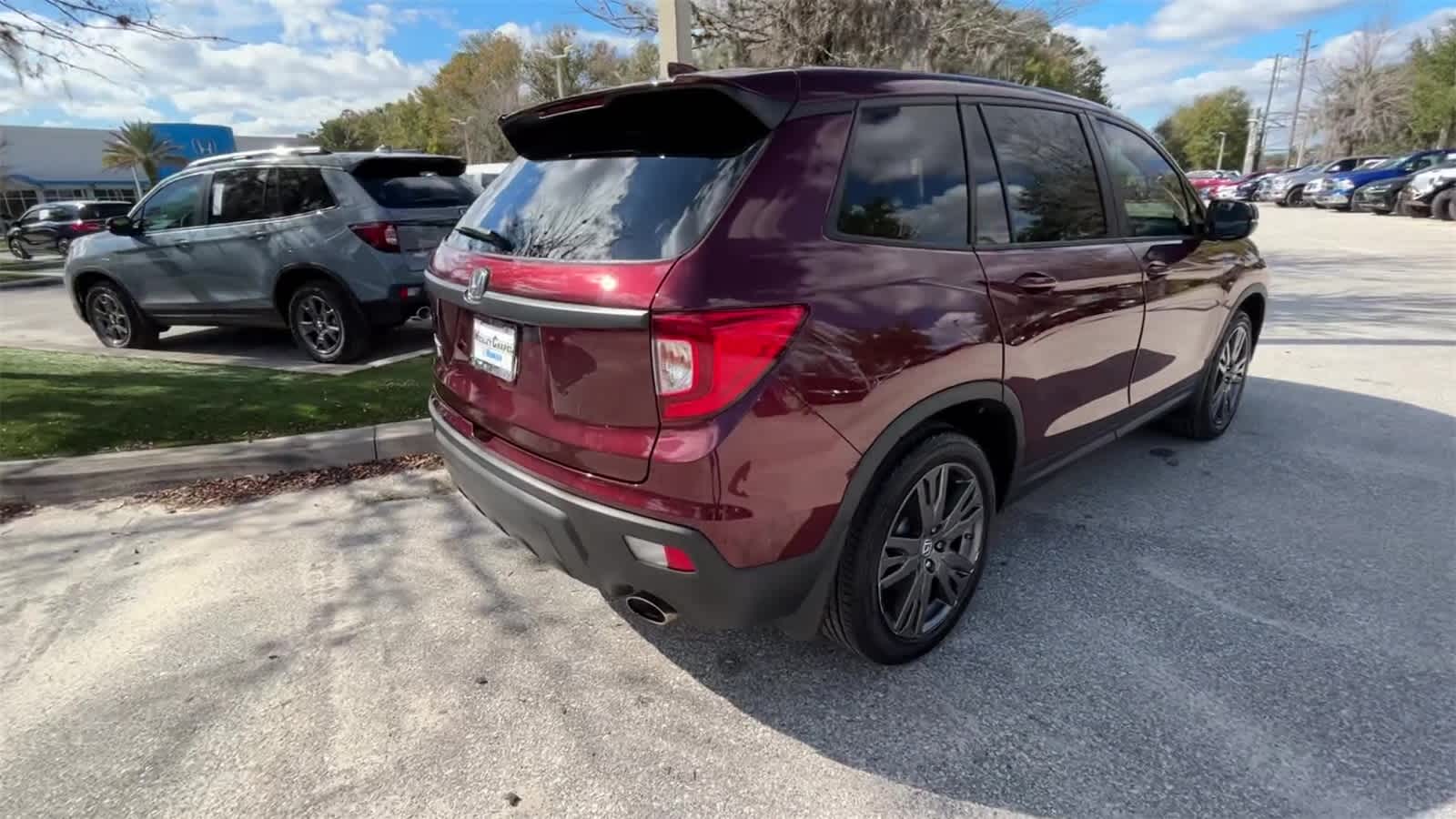 Thumbnail: 2021 Honda Passport - 9